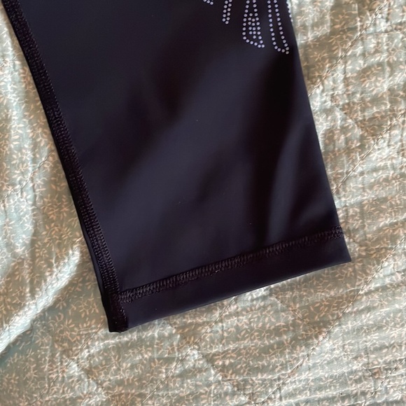 Gap Fit Navy Capri Leggings - Picture 7 of 8